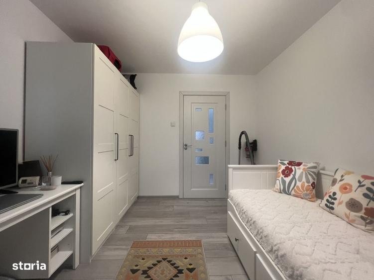 Apartament cu 3 camere decomandat în P-ța Doina