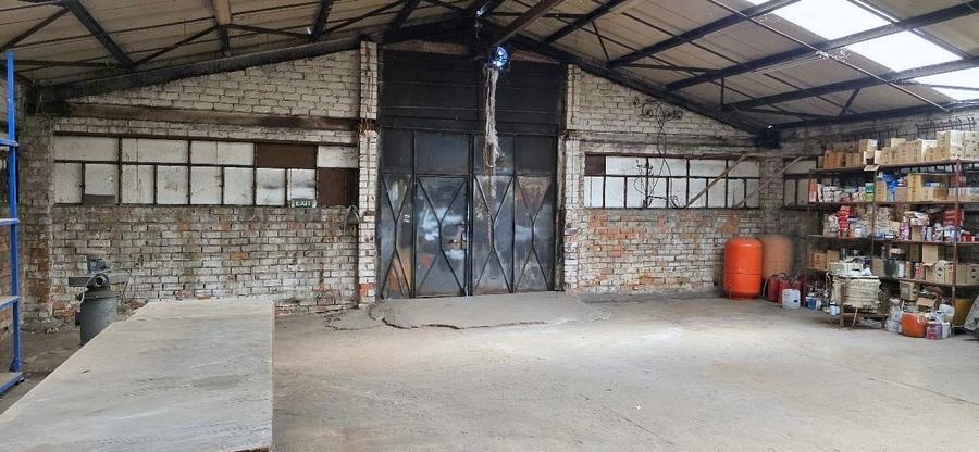 Spațiu industrial, de 290 mp, în Industriilor