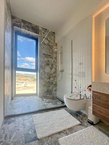 Apartament cu 4 camere decomandat, mobilat în Central