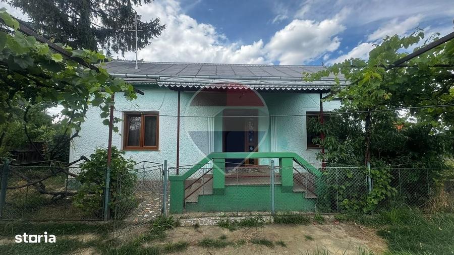 Casă cu 3 camere în Udești