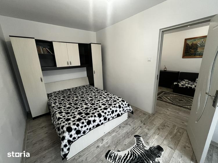 Apartament cu 2 camere în Podu Roș