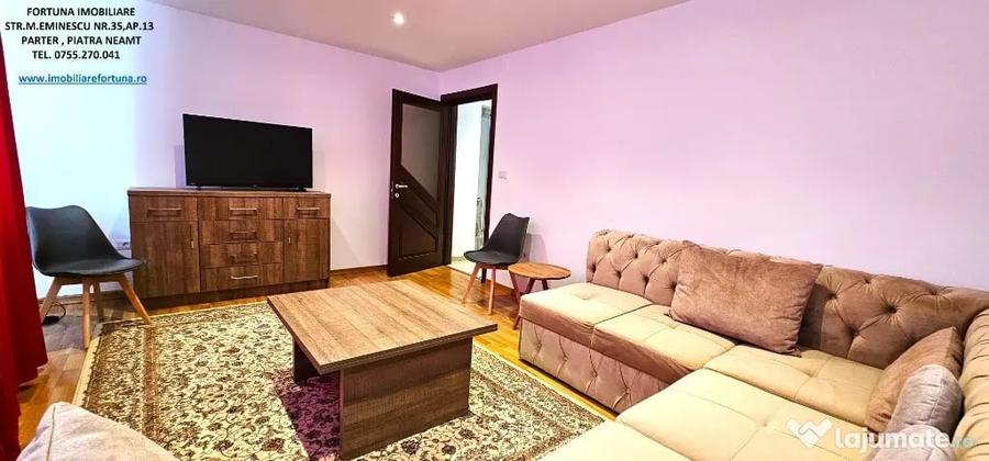 Apartament cu 3 camere decomandat în Central