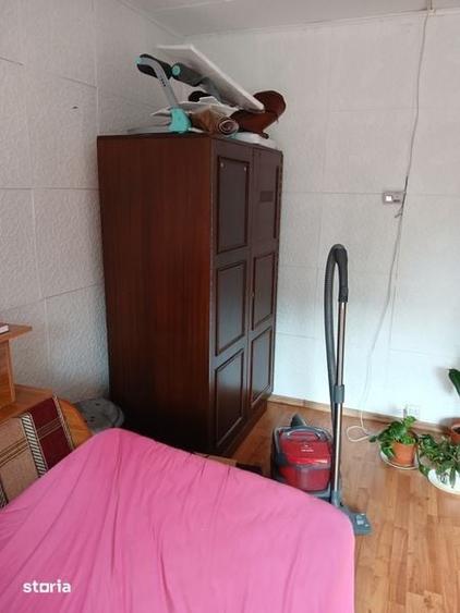 Apartament cu 3 camere decomandat în Rahova