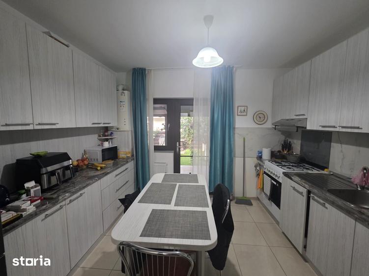 Casă cu 3 camere cu Teren 158 Mp în Miroslava