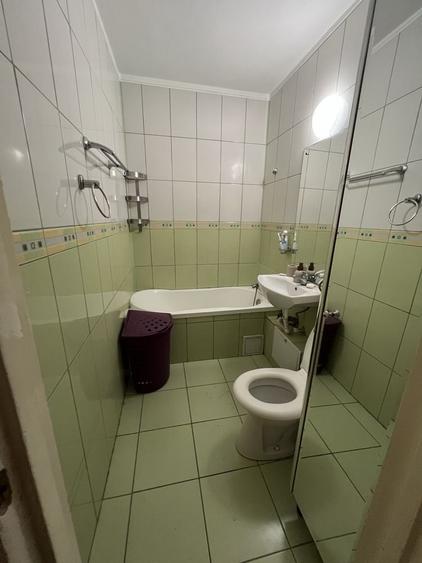 Inchiriere apartament doua camere semidecomandat sector 4 - 4