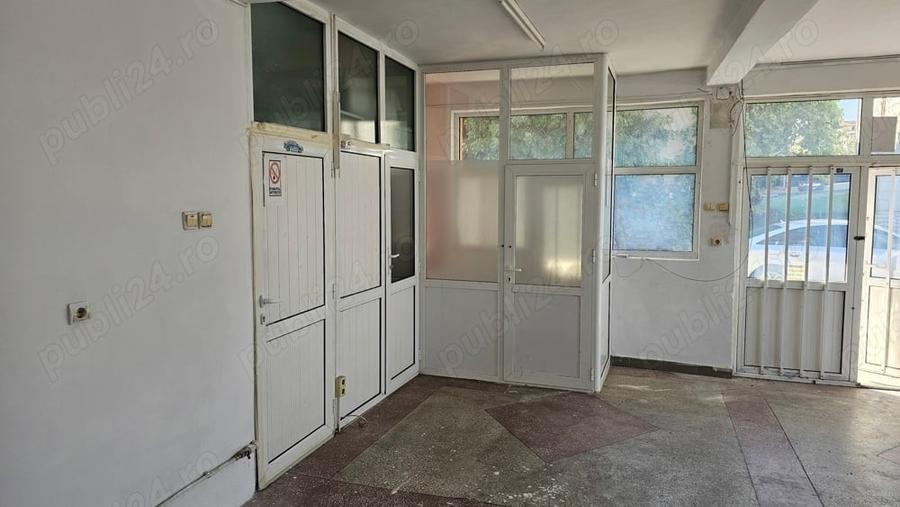 Spațiu comercial, de 50 mp, în Central