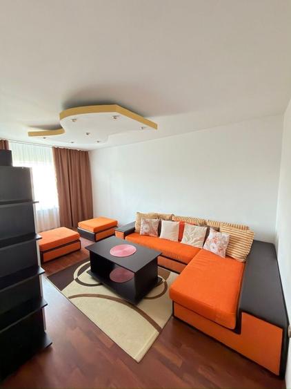 Apartament cu 2 camere decomandat, mobilat în Central