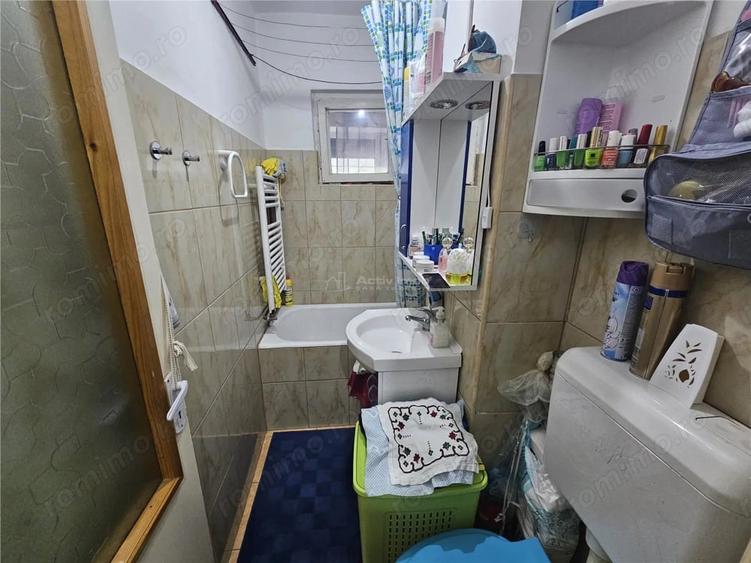 Garsonieră decomandată în Calea Caransebeșului