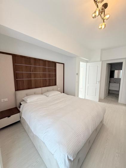 Apartament cu 3 camere decomandat în Tătărași