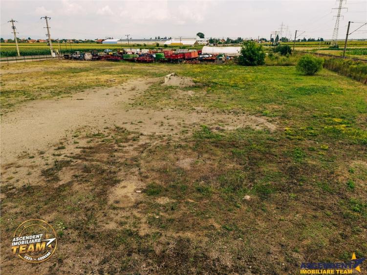 Teren de 7000 mp, în Chichiș