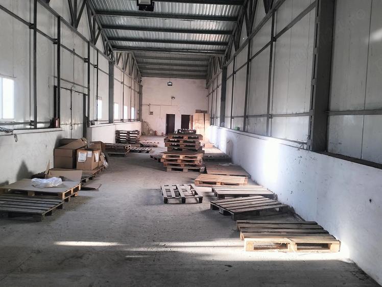 Spațiu comercial, de 595 mp, în Cornetu