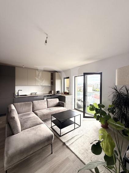 Apartament cu 3 camere | zona Tineretului Floresti - 1
