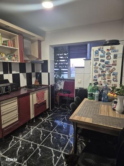 Apartament cu 3 camere decomandat în Aradul Nou