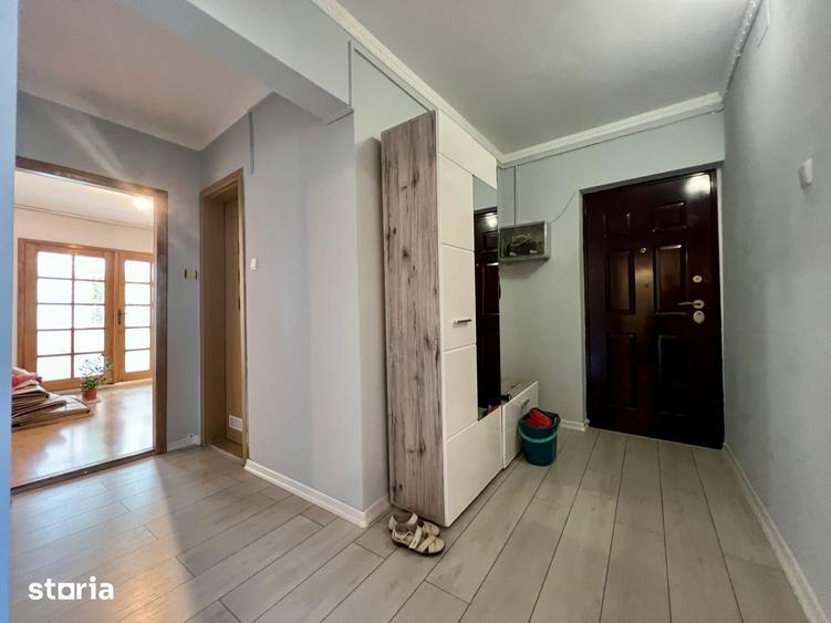 Apartament cu 3 camere decomandat în Elisabetin