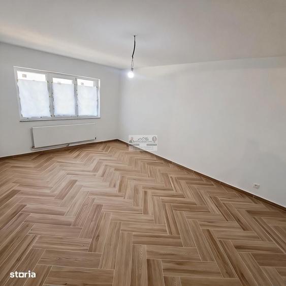Apartament cu 4 camere decomandat în Muncelu