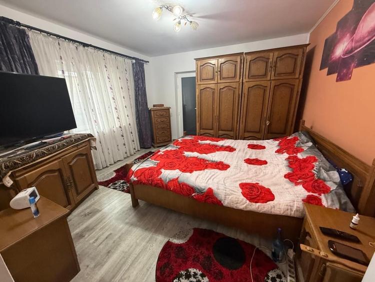 Casă individuală cu 2 camere cu Canalizare în Capitol