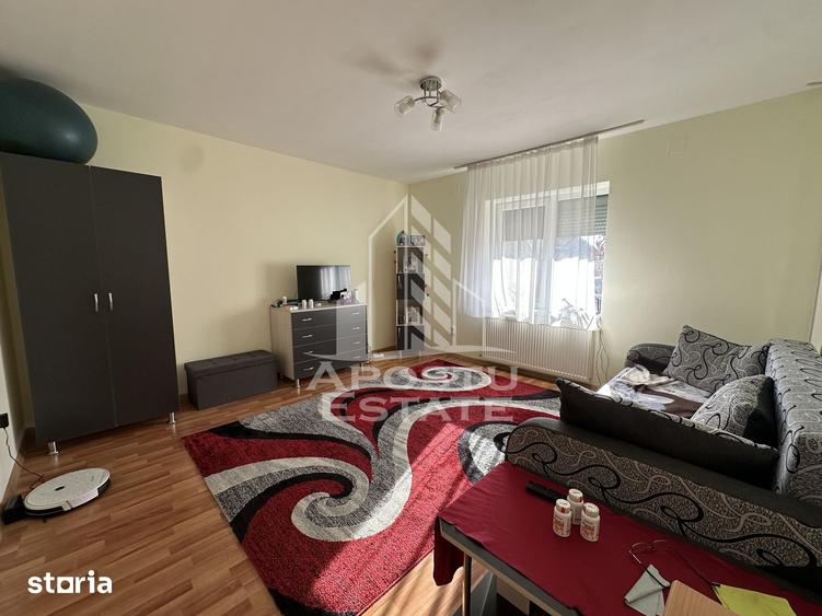 Casă cu 3 camere cu Teren 755 Mp în Giroc