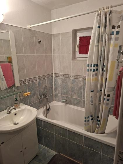Apartament cu 3 camere decomandat în Ultracentral