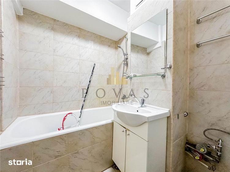 Apartament cu 3 camere decomandat în Obor