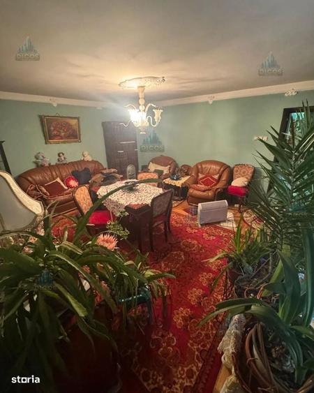 Casă cu 3 camere în Uiești