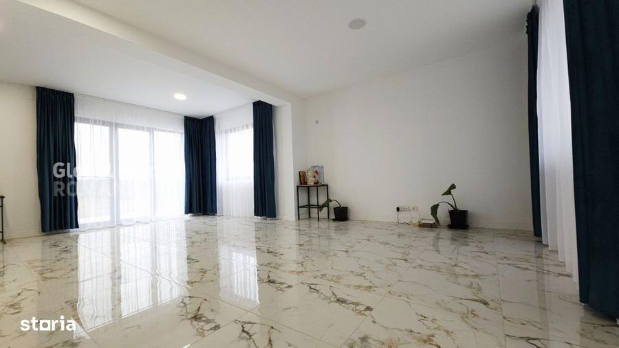 Casă cu 4 camere cu Canalizare în Moara Vlăsiei