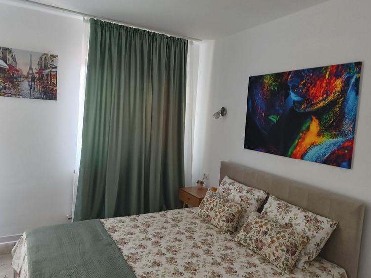 Casă cu 2 camere cu Teren 450 Mp în Gura Văii