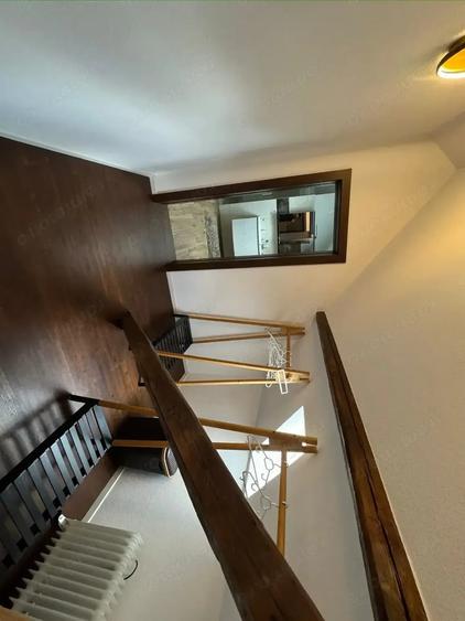 Apartament cu 3 camere în Medicină