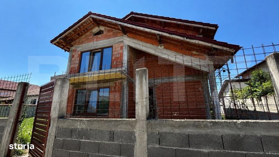 Casă cu 4 camere în Central