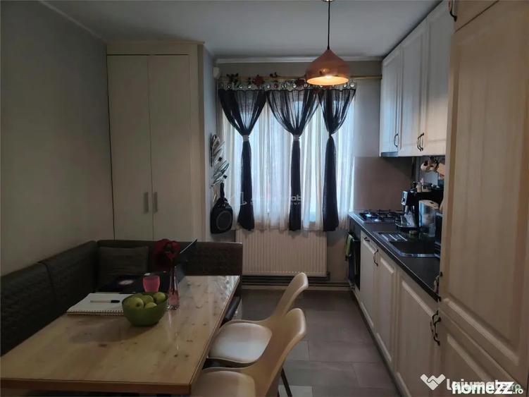 Apartament cu 2 camere decomandat în UTA