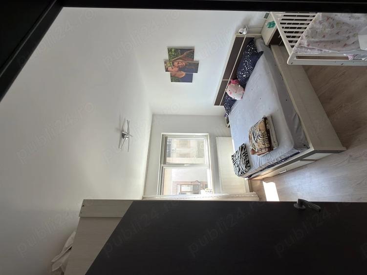 Apartament cu 2 camere semidecomandat în 1 Decembrie