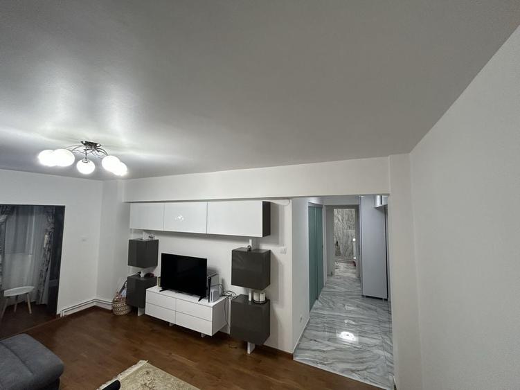 Apartament cu 2 camere decomandat în Ultracentral