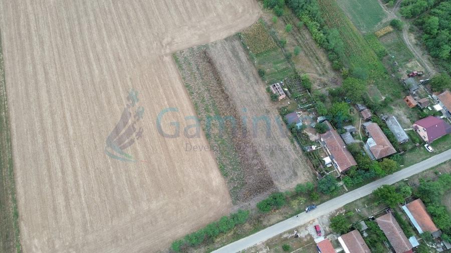 Teren Construcții intravilan de 1769 mp, în Bicaci