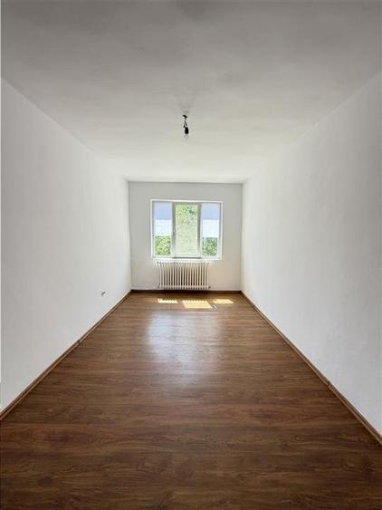 Apartament cu 2 camere decomandat în Frumoasa