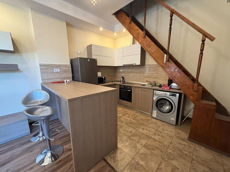 Apartament cu 2 camere, mobilat în Ultracentral