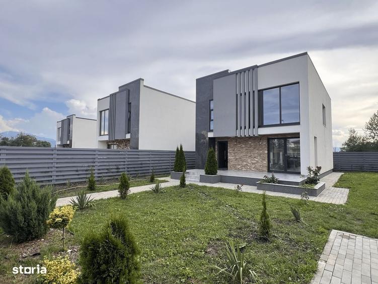 Casă cu 4 camere în Stupini