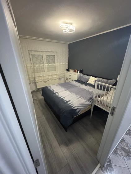 Apartament cu 2 camere decomandat în Micro 17