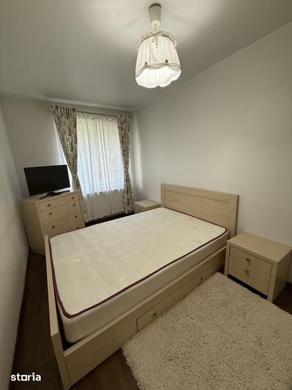 Apartament cu 4 camere semidecomandat, mobilat în Exterior Vest
