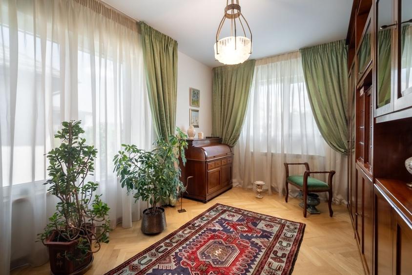 Casă individuală, elegantă, discretă, lumină naturală și confort autentic - 24