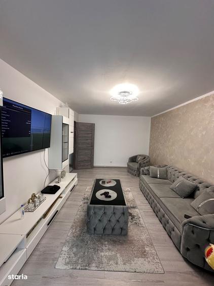 De vanzare apartament cu 3 camere si balcon, renovat, 70mp,etajul 2 - 9