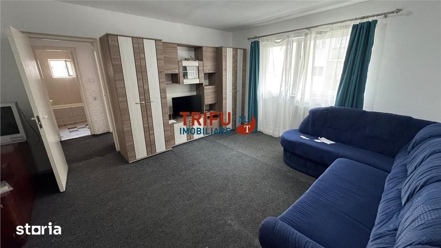 Apartament cu 2 camere semidecomandat în Cetate