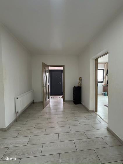Casă cu 3 camere cu Teren 500 Mp în Central