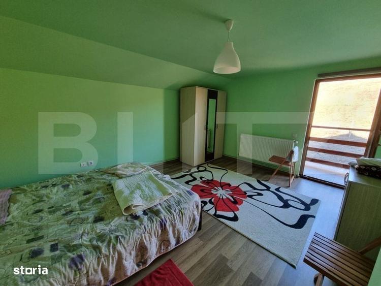 Casă cu 4 camere cu Teren 6300 Mp în Central