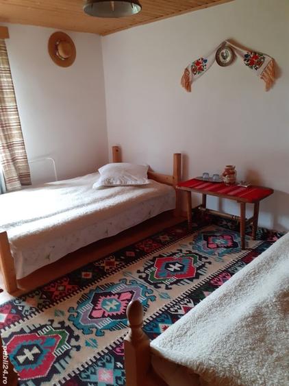 Casă cu 6 camere în Chiril