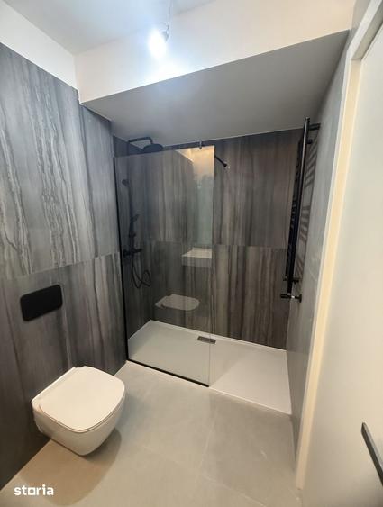 Apartament cu 6 camere în Central
