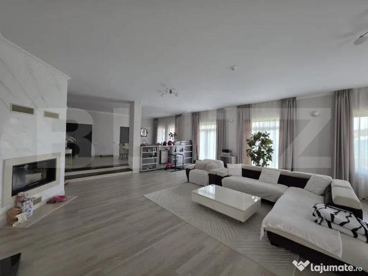 Vila de lux cu 380mp utili in Reghin - 9