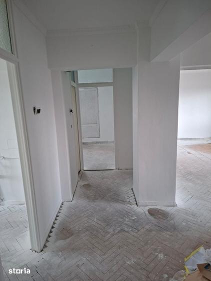 Apartament 3 camere, Unirii, 2 balcoane, lift, confort 1 - 5