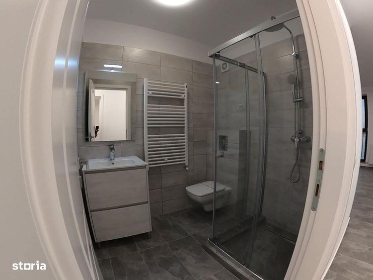 Apartament cu 4 camere în Lazu
