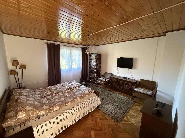 Casă cu 4 camere în Tarnița