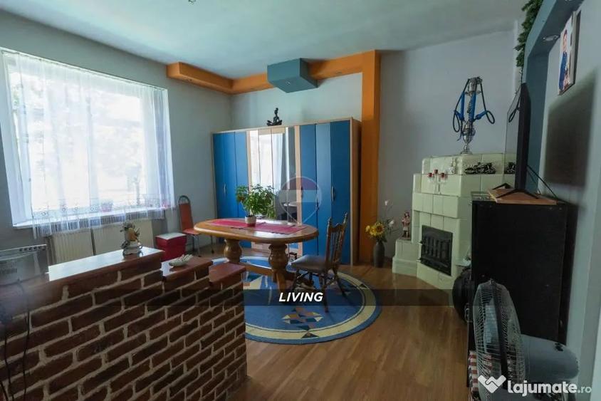 Casă cu 3 camere cu Teren 361 Mp în Central