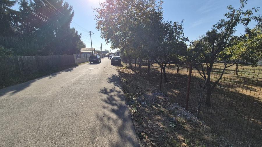 Teren agricol intravilan de 1000 mp, în Central